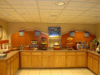 фото отеля Express Inn Edison