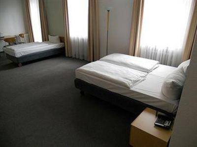 фото отеля KEMPE Komfort Hotel