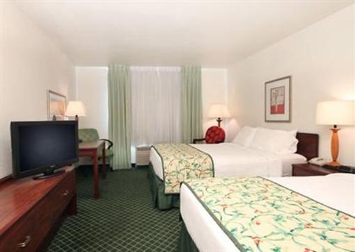 фото отеля Fairfield Inn Visalia