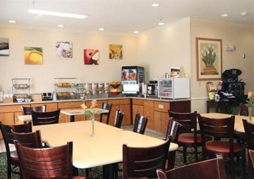 фото отеля Fairfield Inn Visalia