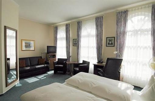 фото отеля Altes Landhaus Hotel