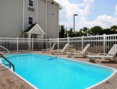 фото отеля Microtel Inn & Suites Huntsville