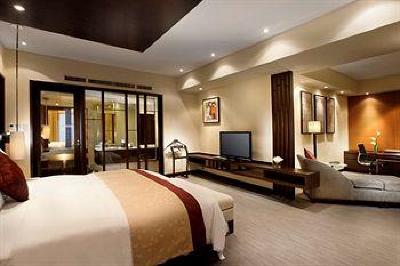 фото отеля Sofitel Philippine Plaza Manila