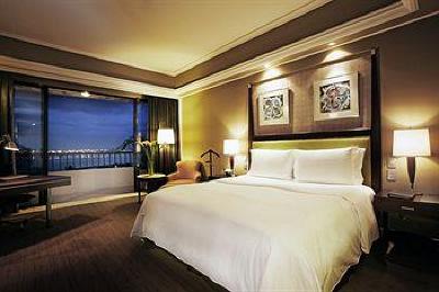 фото отеля Sofitel Philippine Plaza Manila