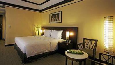 фото отеля Sofitel Philippine Plaza Manila