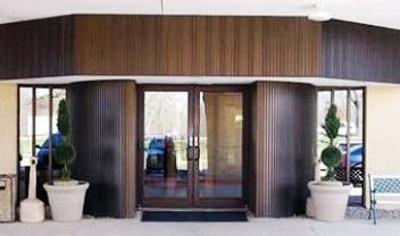 фото отеля New World Inn & Conference Center