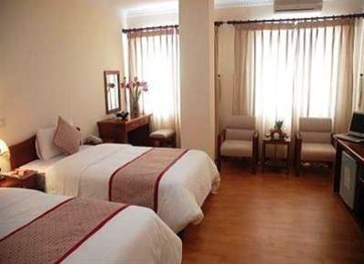 фото отеля Hanoi Wing Cafe Hotel