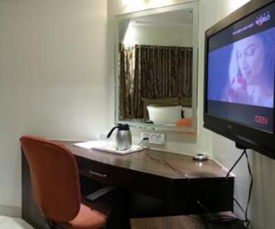 фото отеля Kamran Residency Hotel Mumbai