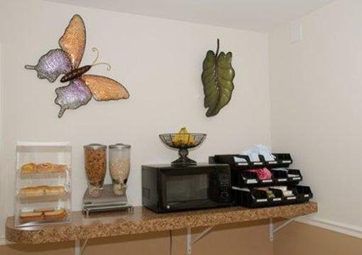 фото отеля Rodeway Inn Waynesville