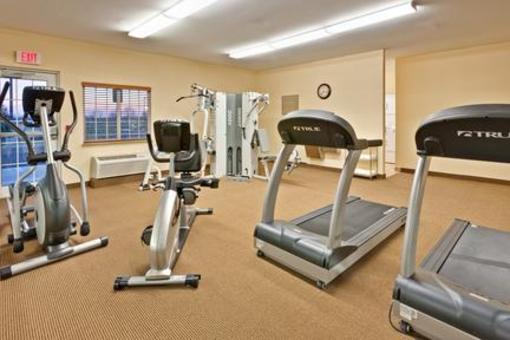 фото отеля Candlewood Suites Crawfordsville
