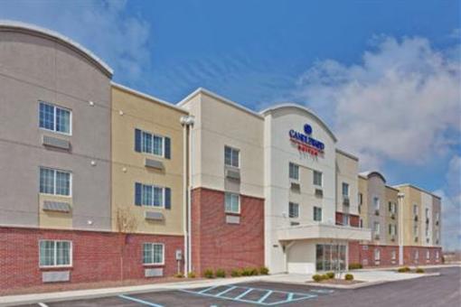 фото отеля Candlewood Suites Crawfordsville
