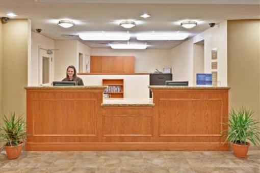 фото отеля Candlewood Suites Crawfordsville