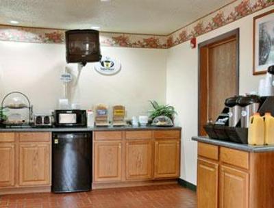 фото отеля Michigan City Super 8 Motel