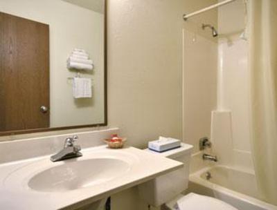 фото отеля Michigan City Super 8 Motel