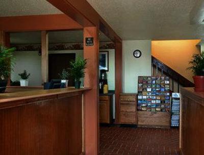 фото отеля Michigan City Super 8 Motel