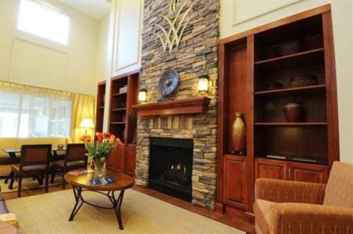 фото отеля Hampton Inn & Suites Lanett I-85