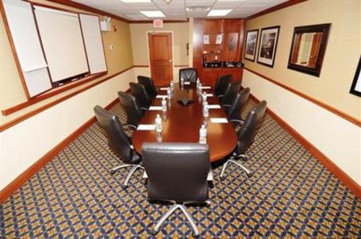 фото отеля Hampton Inn & Suites Lanett I-85