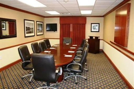 фото отеля Hampton Inn & Suites Lanett I-85
