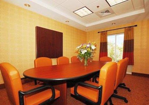 фото отеля Comfort Suites North Knoxville