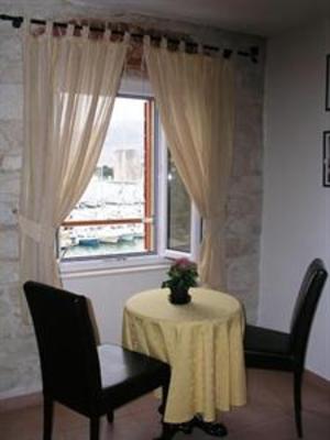 фото отеля Riva Apartments Trogir