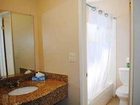 фото отеля Travelers Inn & Suites Chula Vista