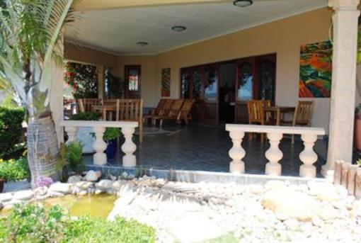 фото отеля Brenton Hill Guest House