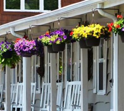 фото отеля Alpine Village Inn