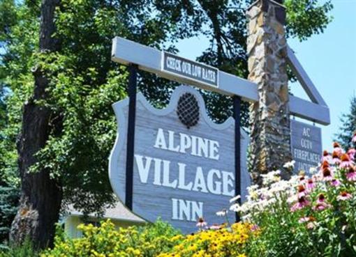 фото отеля Alpine Village Inn
