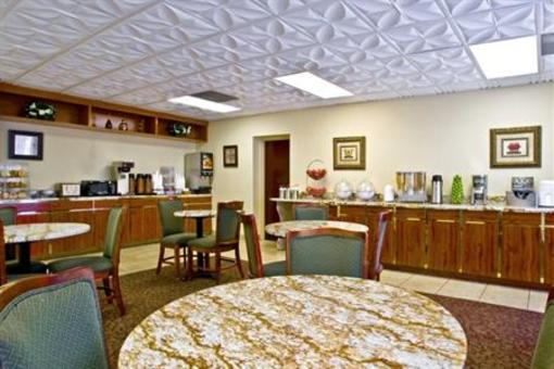 фото отеля BEST WESTERN Knoxville Suites