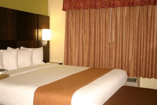 фото отеля BEST WESTERN Knoxville Suites