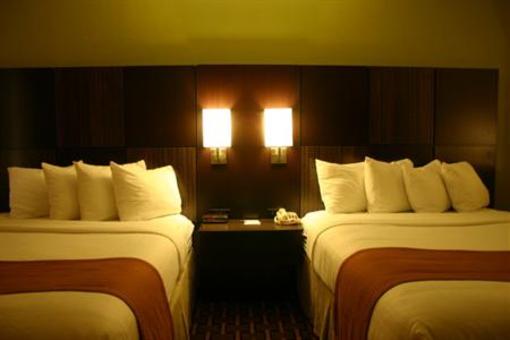 фото отеля BEST WESTERN Knoxville Suites