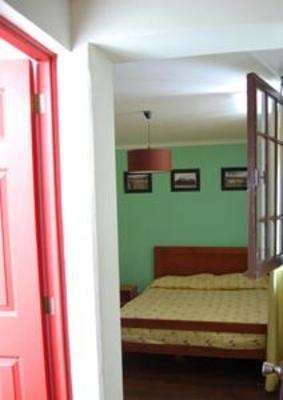 фото отеля Footsteps Backpackers