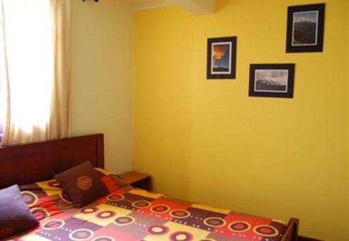 фото отеля Footsteps Backpackers