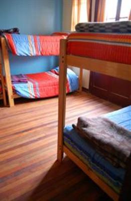 фото отеля Footsteps Backpackers