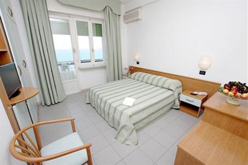 фото отеля Eurotel Hotel Grottammare