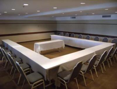 фото отеля Baymont Inn & Suites OHare Elk Grove Village