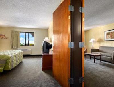 фото отеля Baymont Inn & Suites OHare Elk Grove Village