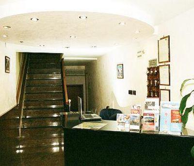 фото отеля Crispi Hotel
