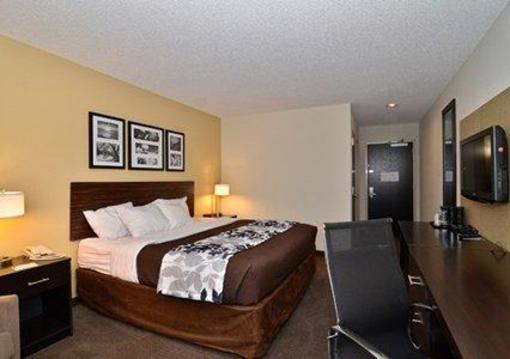 фото отеля Sleep Inn & Suites and Indoor Water Park