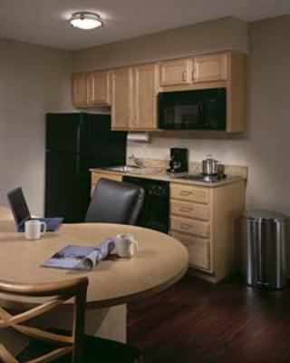 фото отеля Candlewood Suites Indianapolis East