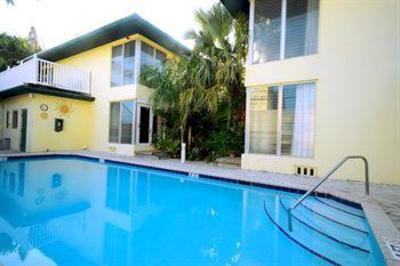 фото отеля Orton Terrace Gay Resort Fort Lauderdale