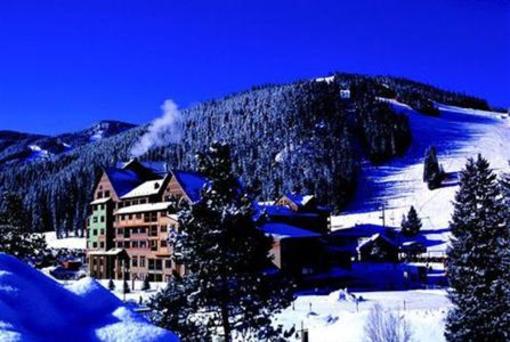 фото отеля Zephyr Mountain Lodge