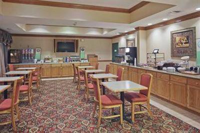 фото отеля Country Inn & Suites Bessemer