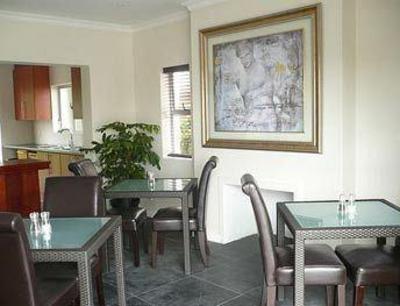 фото отеля Aristotle Guest House Port Elizabeth