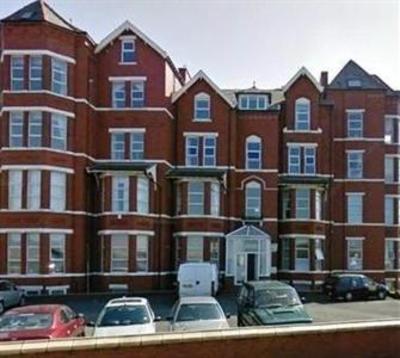 фото отеля Avondale Apartment Southport