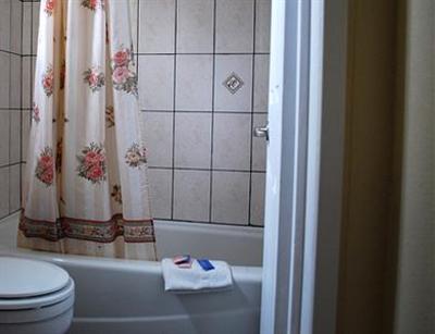 фото отеля Del Amo Inn