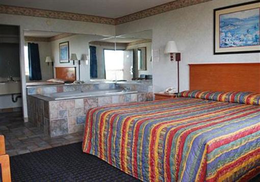фото отеля Del Amo Inn