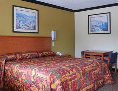 фото отеля Del Amo Inn