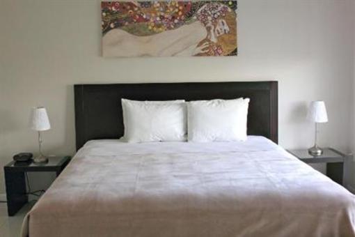 фото отеля Habitat Apartments Miami