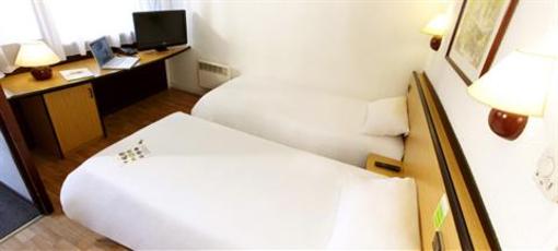фото отеля Hotel Campanile Clermont Ferrand Le Brezet